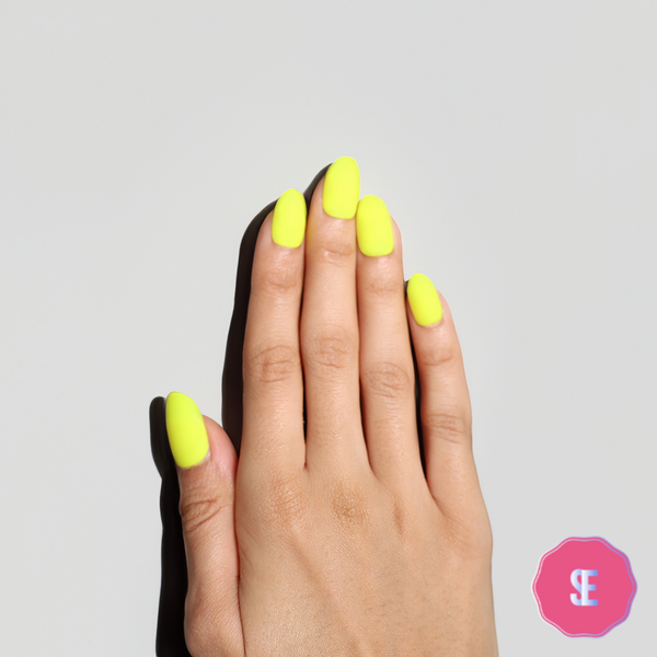 Glow in the dark yellow nails outlet